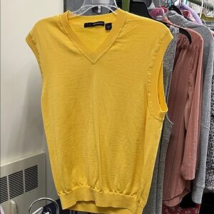Greg Norman Collection Yellow Sleeveless Vest